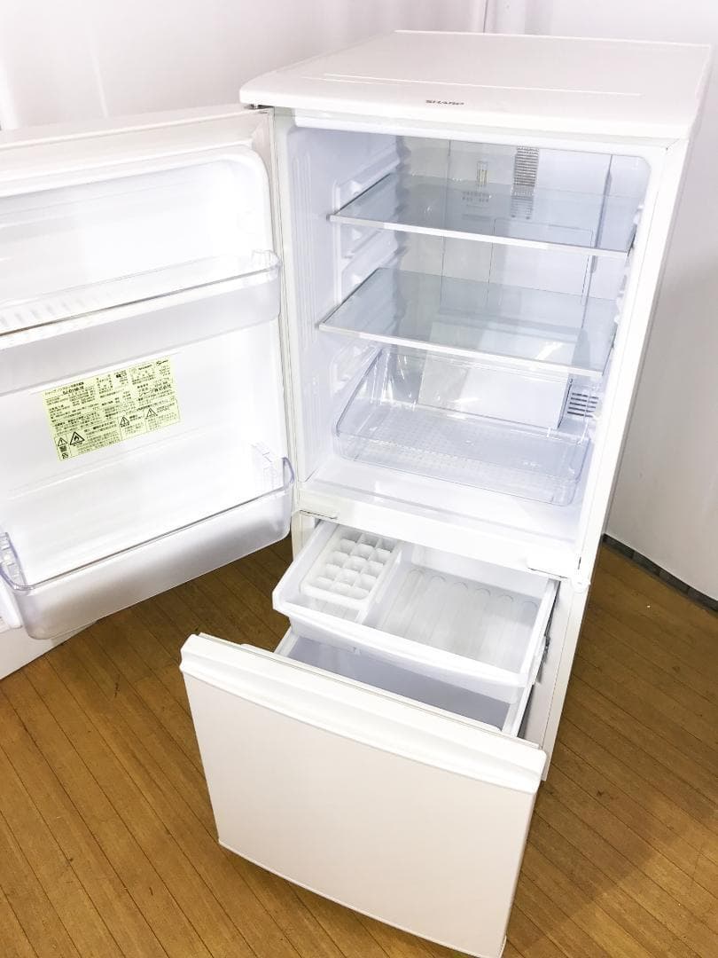 送料無料♦SHARP137L冷蔵庫【♦SJ-D14A-W】