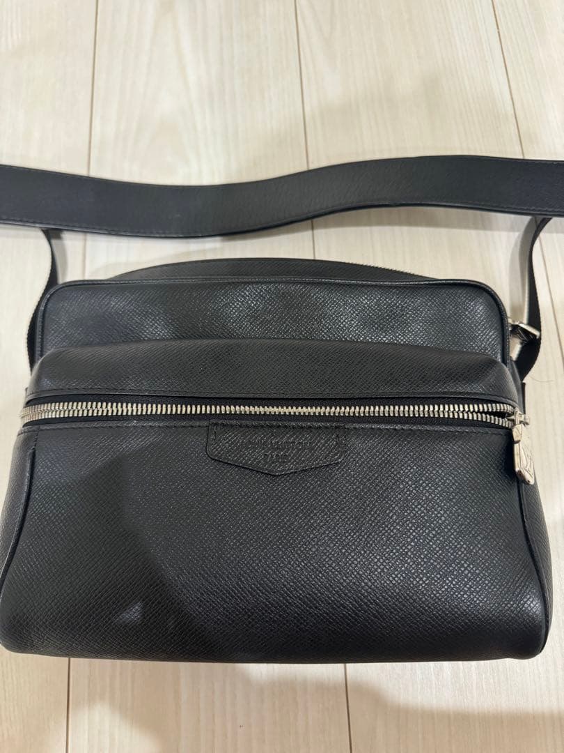 優*ん様 ルイヴィトン　バムバック