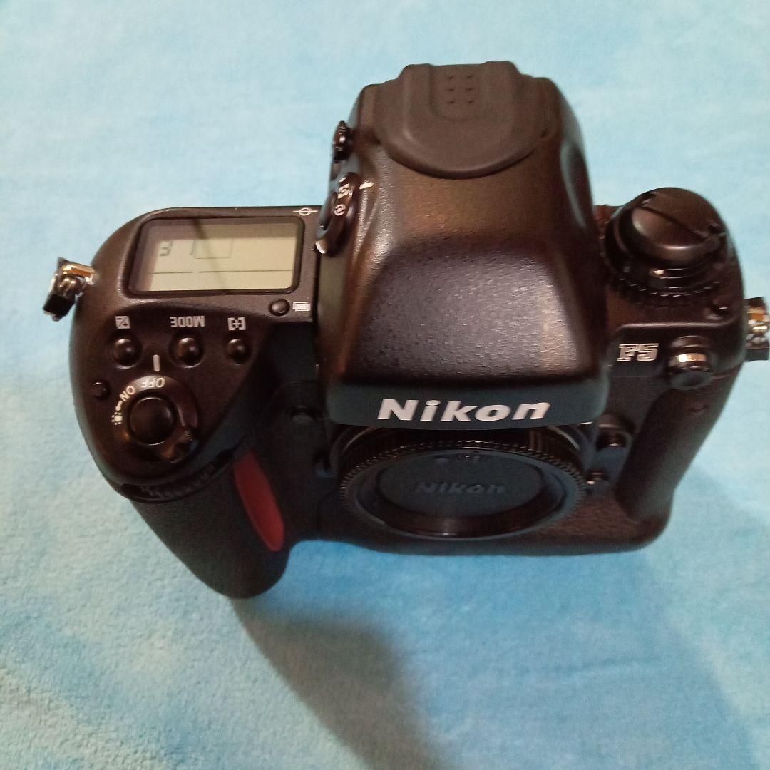 Nikonフィルムカメラのフラッグシップモデル F5