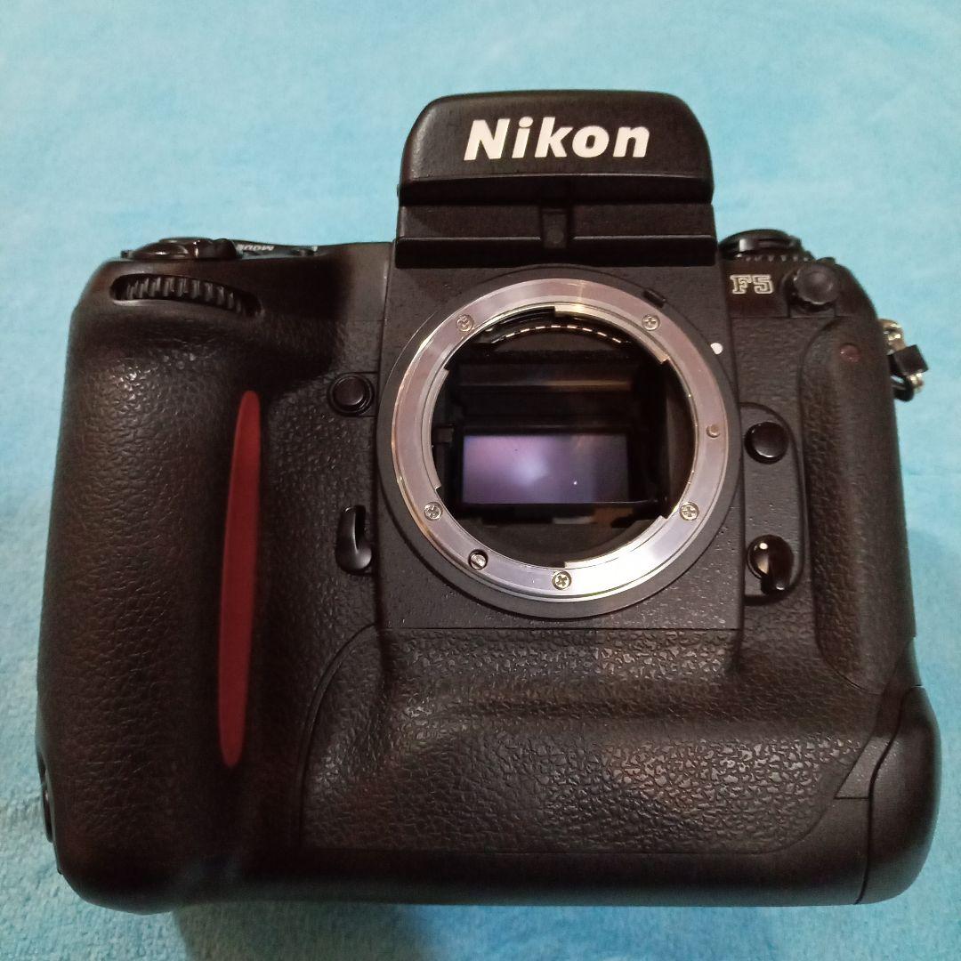 Nikonフィルムカメラのフラッグシップモデル F5