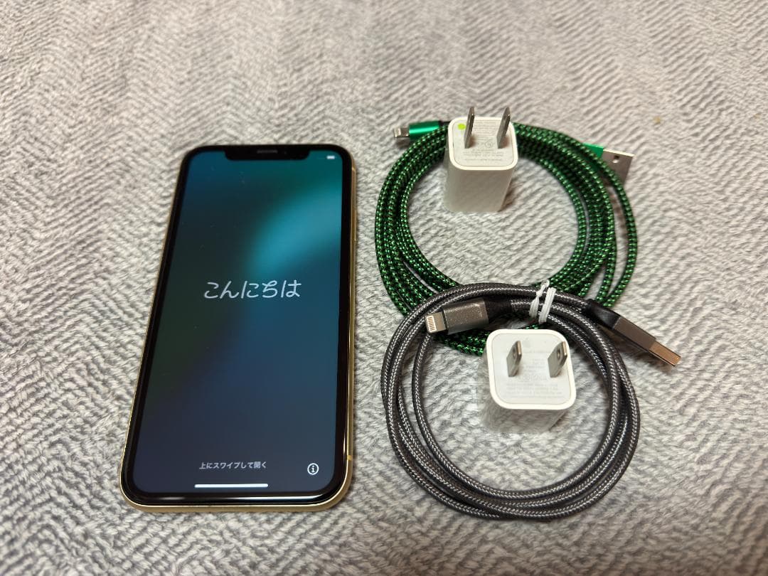 iPhone XR 128GB SIMフリー 初期化済み バッテリー77%