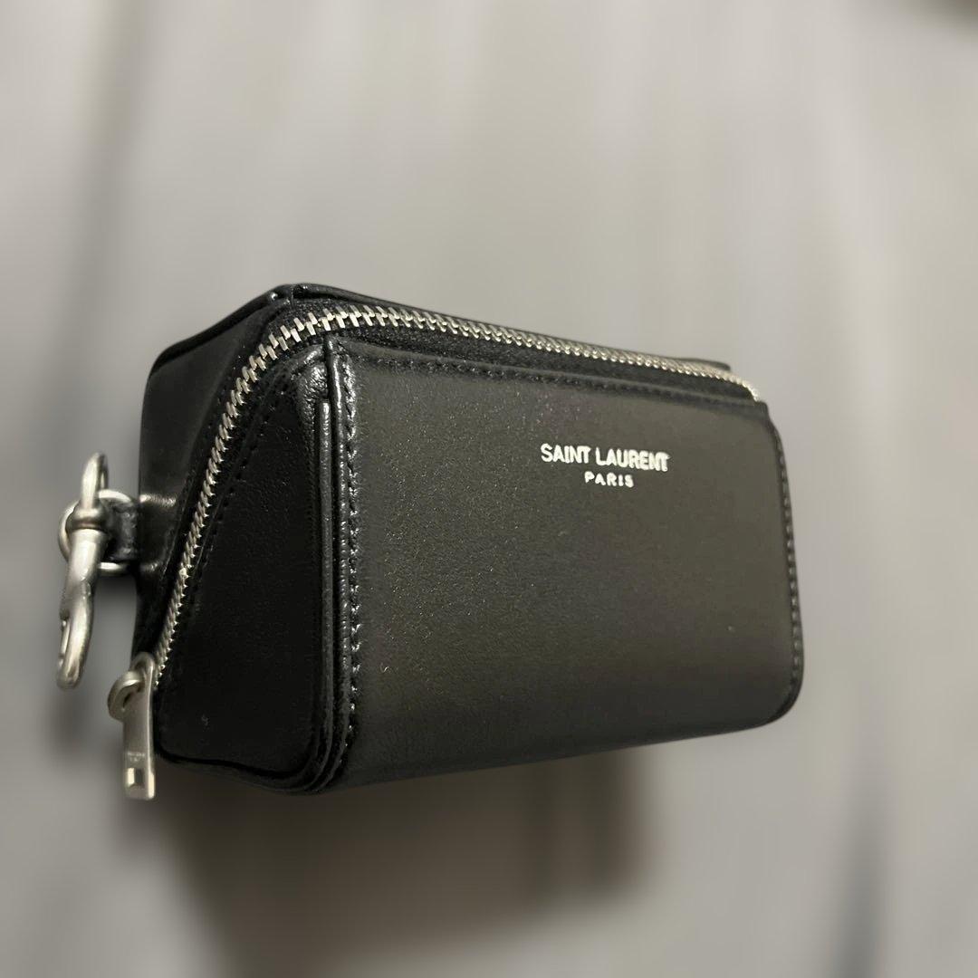 （2日間限定価格）サンローラン　小物入れ　スムースレザー