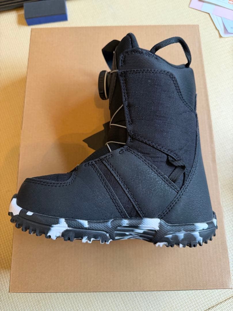 BURTON 子ども用スノーボードブーツ ボアシステム ブラック