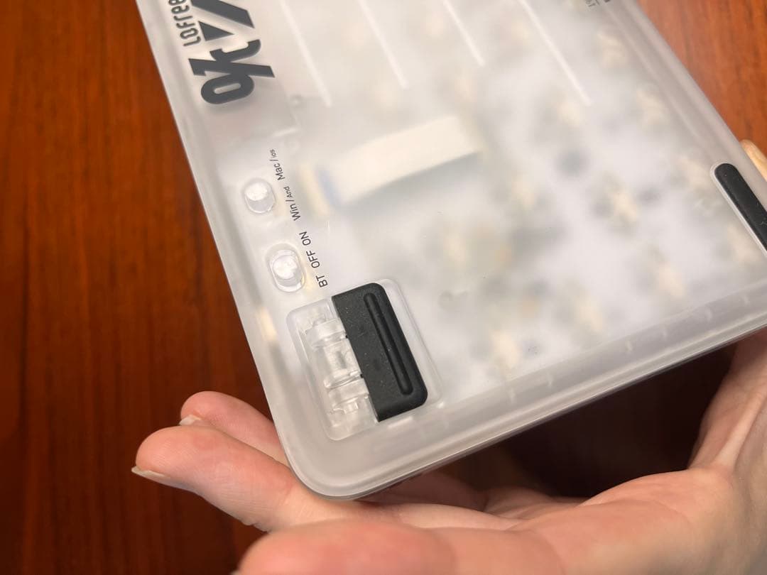 Lofree ワイヤレスキーボード