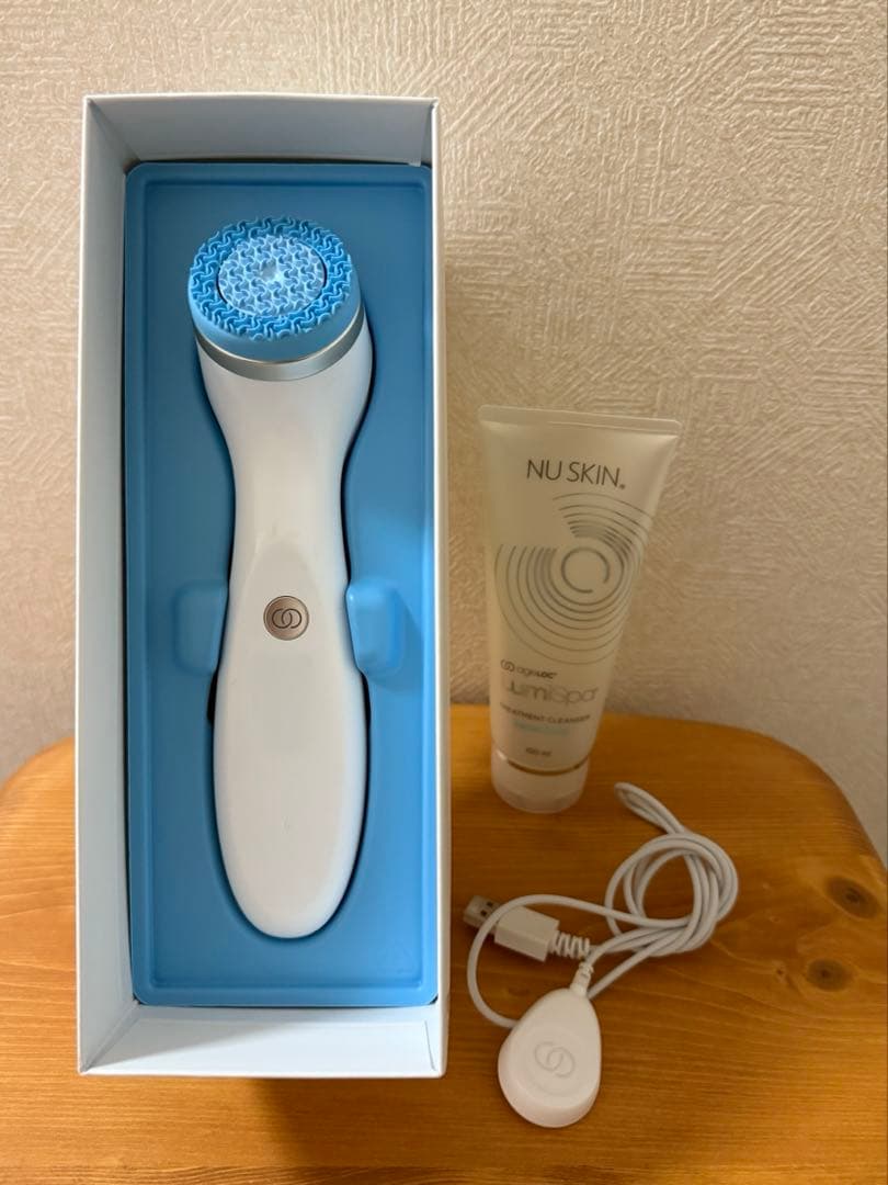 ニュースキン ルミスパ デリケート 充電器 クレンザー付き