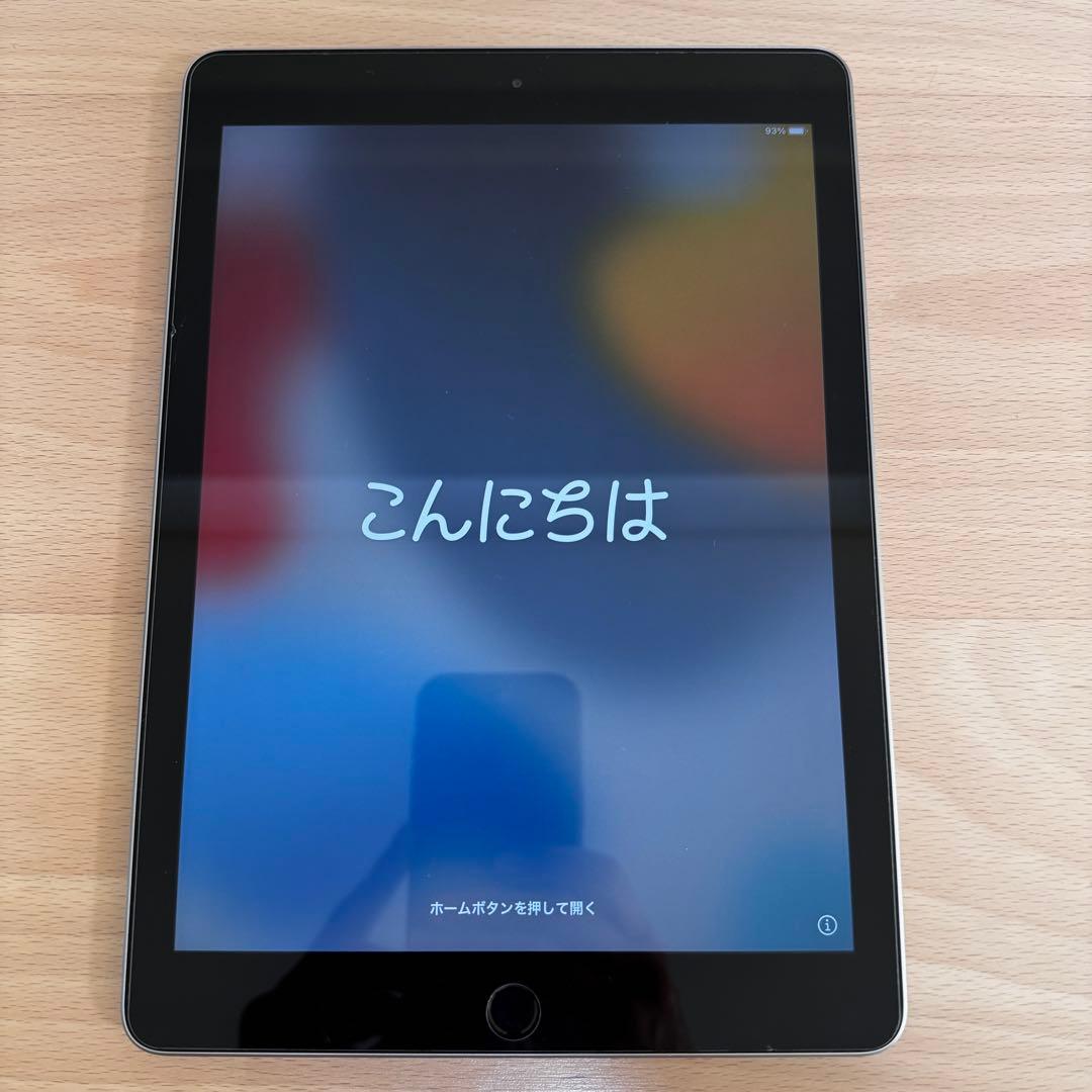 iPad 本体　6世代　32GB シルバー