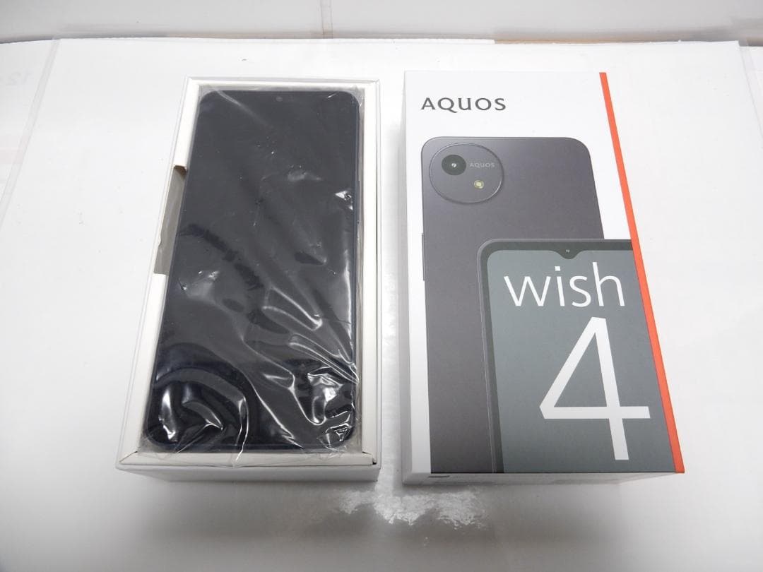 大人気　シャープ　SHARP AQUOS wish 4 ブラック 本体　スマホ