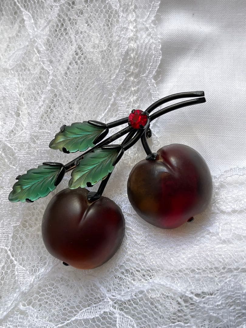 希少 オーストリア フルーツガラス ブローチ チェリー アプリコット ビンテージ
