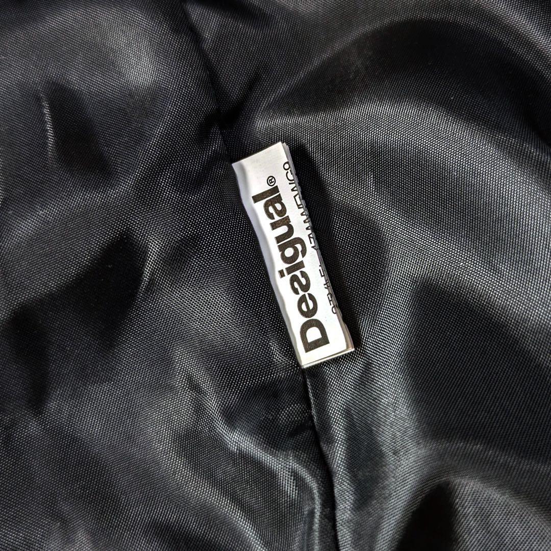 【完売品 美品】Desigual デシグアル ダウンジャケット ハート柄 総柄