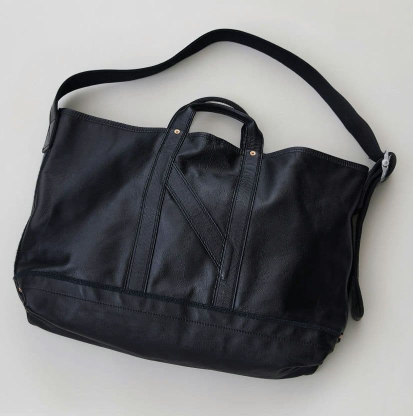 NICENESS H.LEDZ H.レッズ　ショルダーバッグ