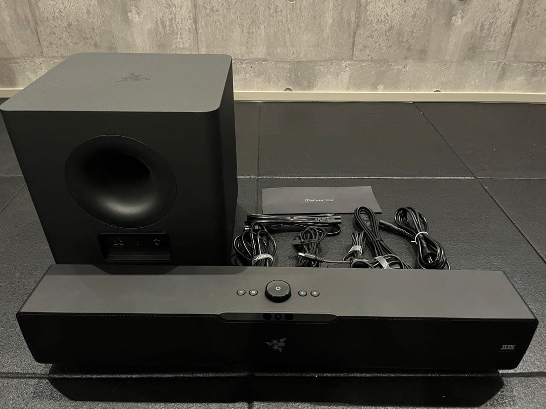 Razer Leviathan V2 PROサウンドバー サブウーファーセット