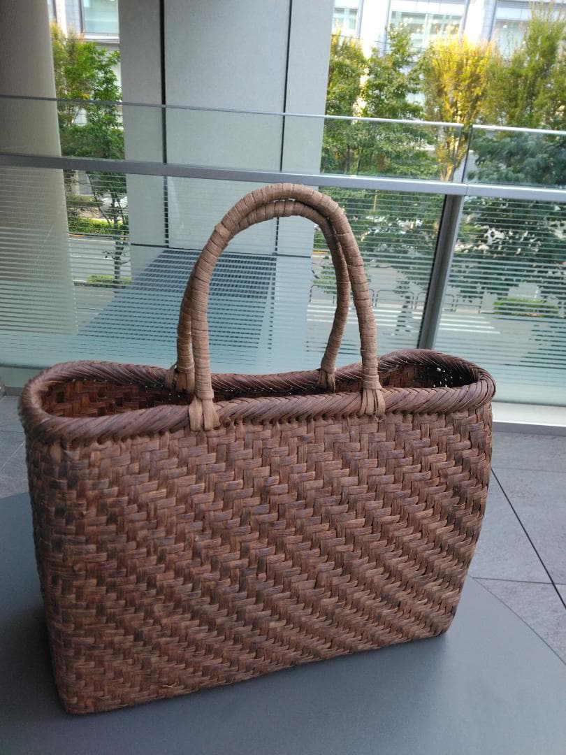 【商品】国産　山ぶどう手提げかご