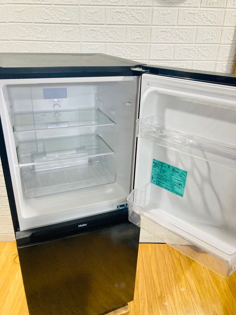 ③ ハイアール ノンフロン冷凍冷蔵庫 JR-NF121NJ