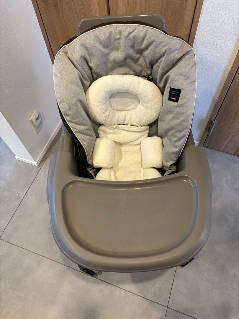 Combi コンビ　ネムリラ　BEDI おやすみドーム　エッグショック　手動