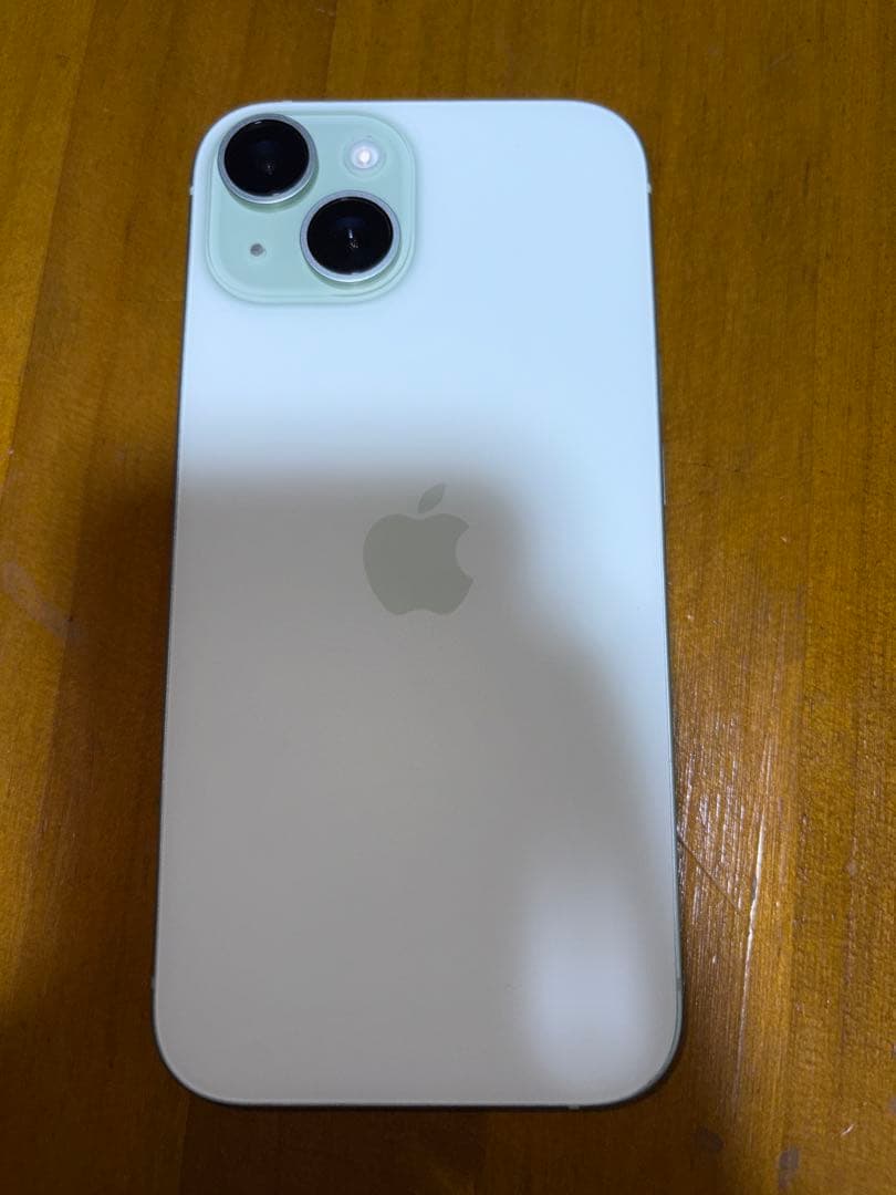 SIMフリー箱付き iPhone15 256GB グリーン