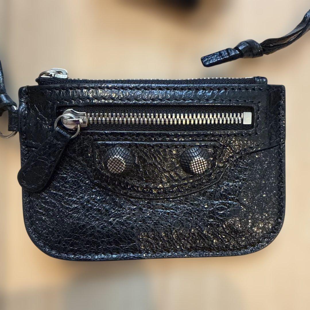 新品未使用 バレンシアガ ブラックレザーケース・airpodsケース