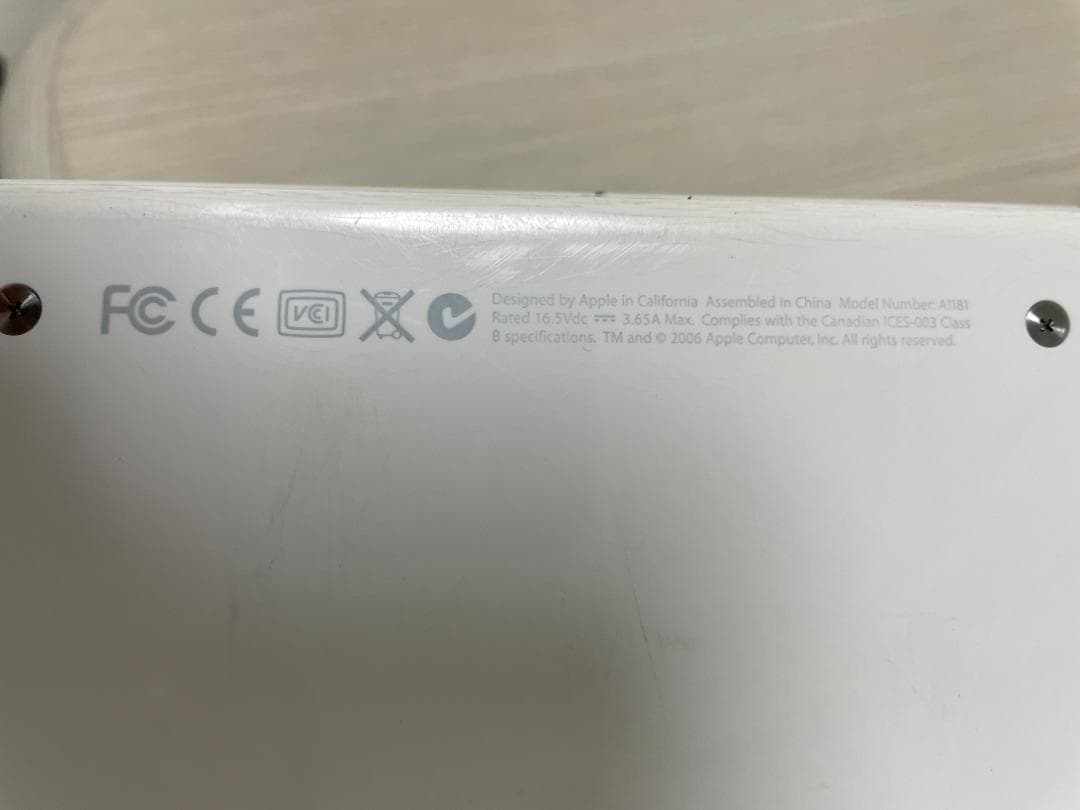 MacBook (Appleにて2007年3月購入)