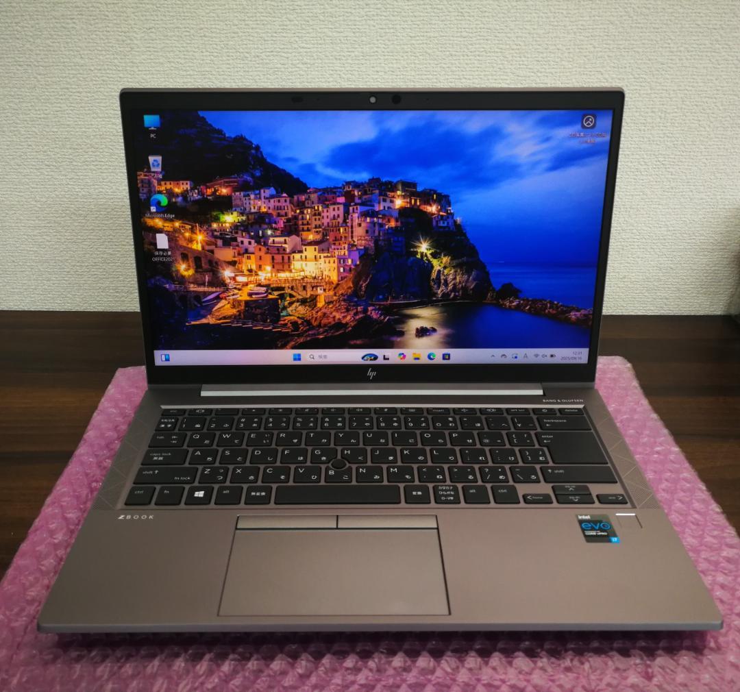 HP Zbook Firefly 14 G8 32GBメモリ 1TB SSD