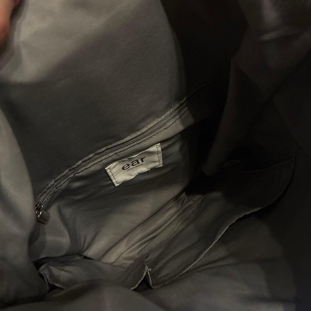 イアパピヨネ　Dリュックマルチウェイバッグ　ダークシルバー