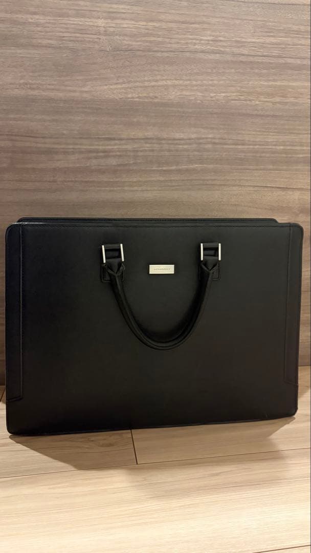 Burberryビジネスバッグ