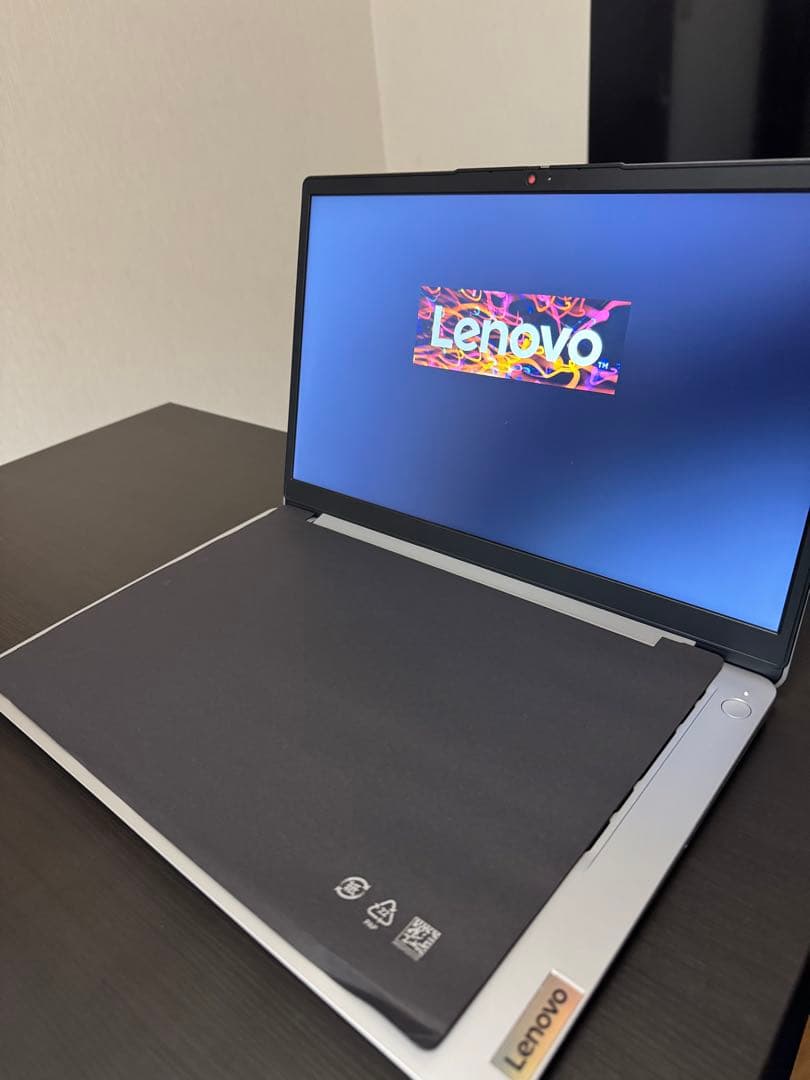 Lenovo IdeaPad Slim 170 ノートパソコン