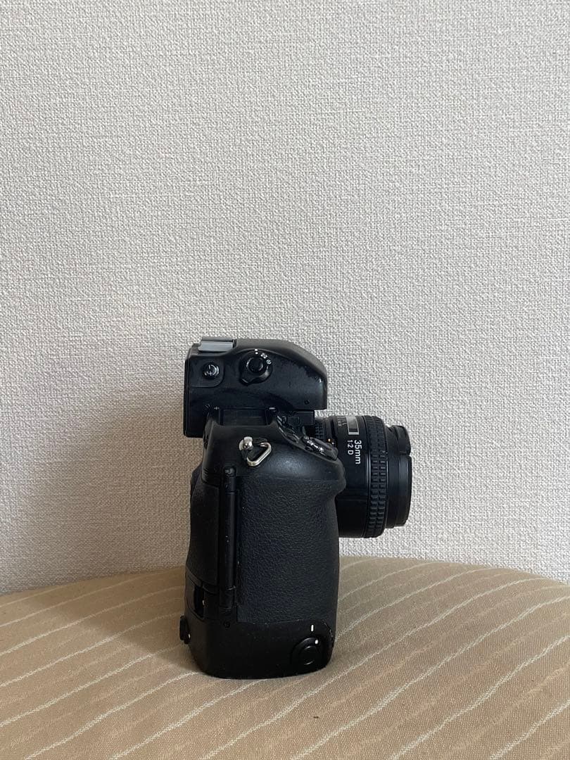 Nikon F5 一眼レフカメラ(作例あり)