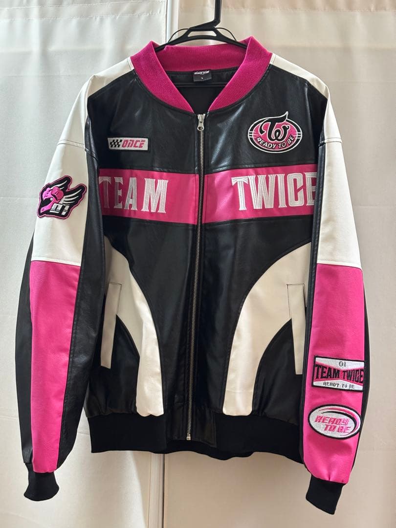 TWICE READY TO BE スタジャン Lサイズ