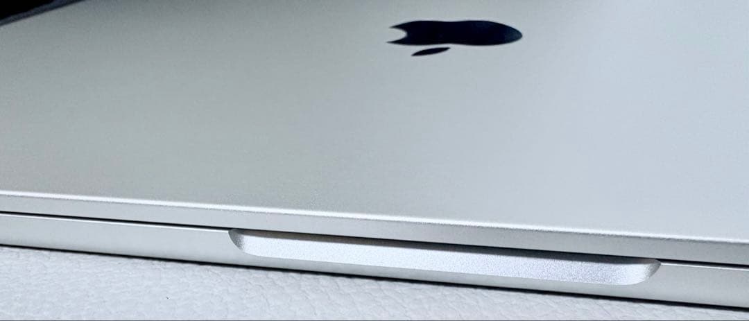 Apple MacBook Air M2（13インチ）※価格相談可