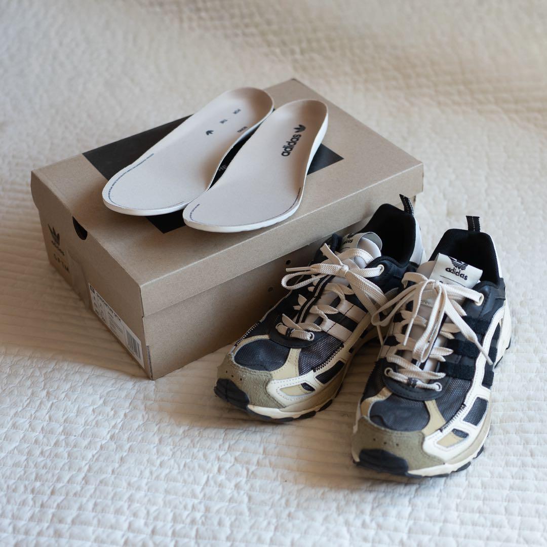 ね*こ様 adidas × Song for the Mute Shadowtu