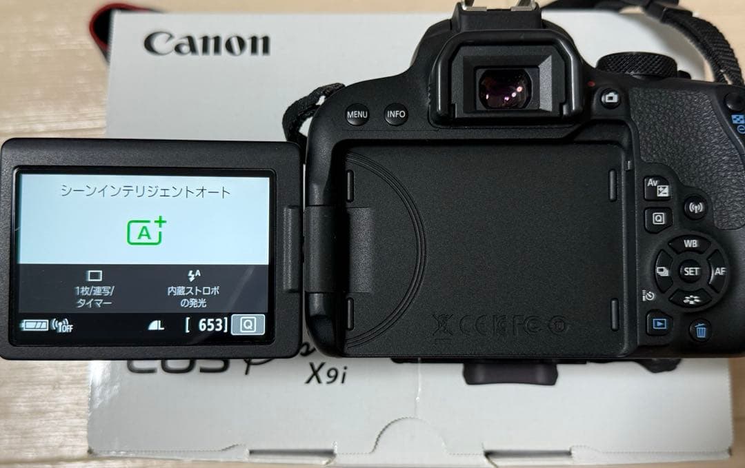 【美品】Canon EOS Kiss X9i デジタル一眼レフカメラ