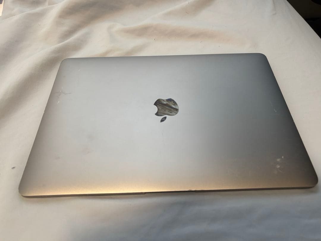 macbook air m1 8GB 256GB 13インチ