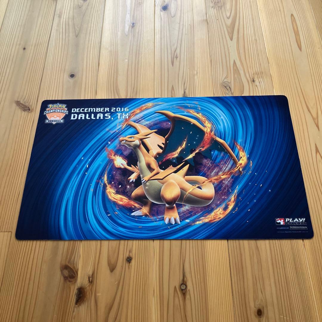 ポケモンカード メガリザードン プレイマット 海外