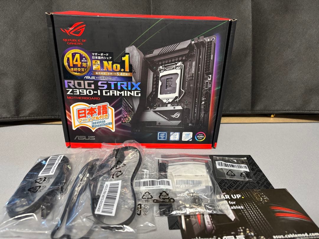 マザーボード ASUS ROG STRIX Z390-I GAMING