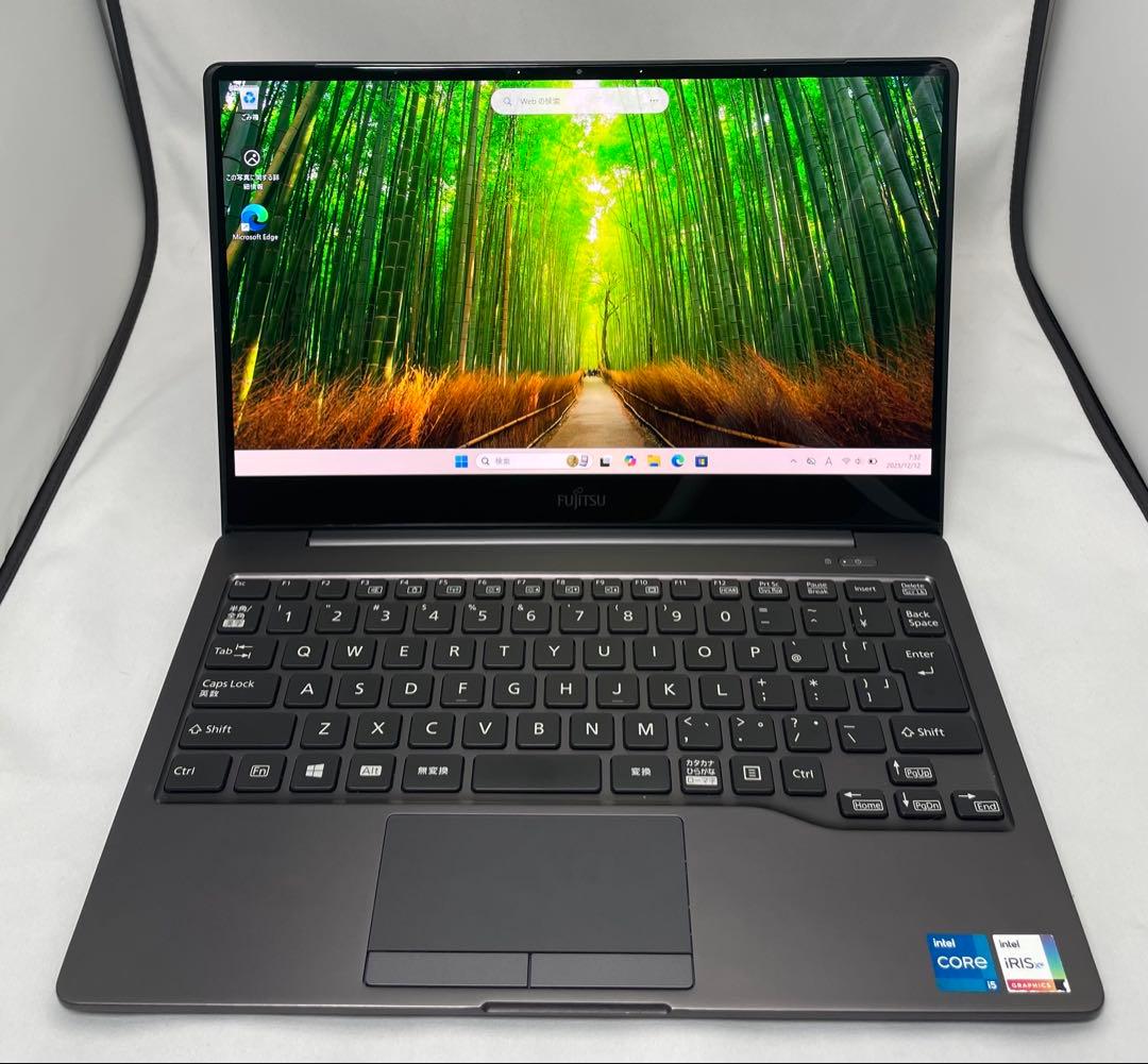 Windowsノート本体 LIFEBOOK CH90/E3 i5-1135G7 8GB 512GB