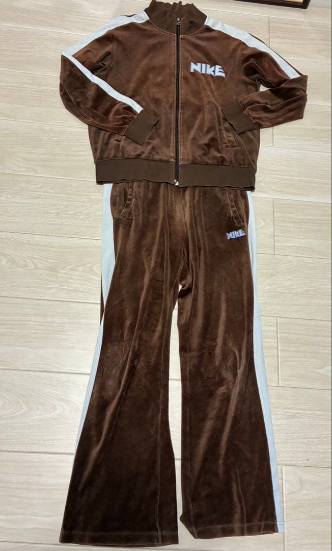 ナイキ NIKE ベロア セットアップ