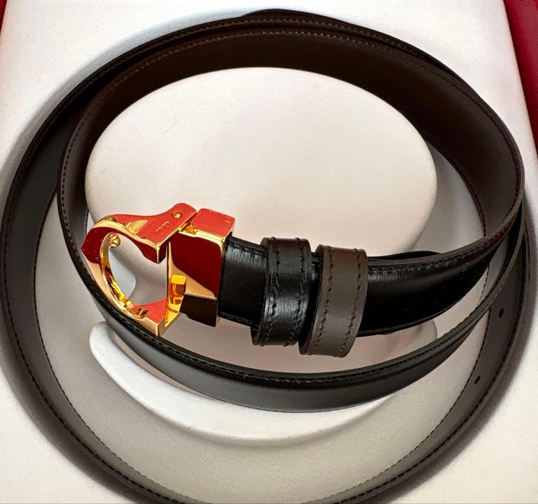 Cartier 黒 レザー ベルト ゴールドバックル