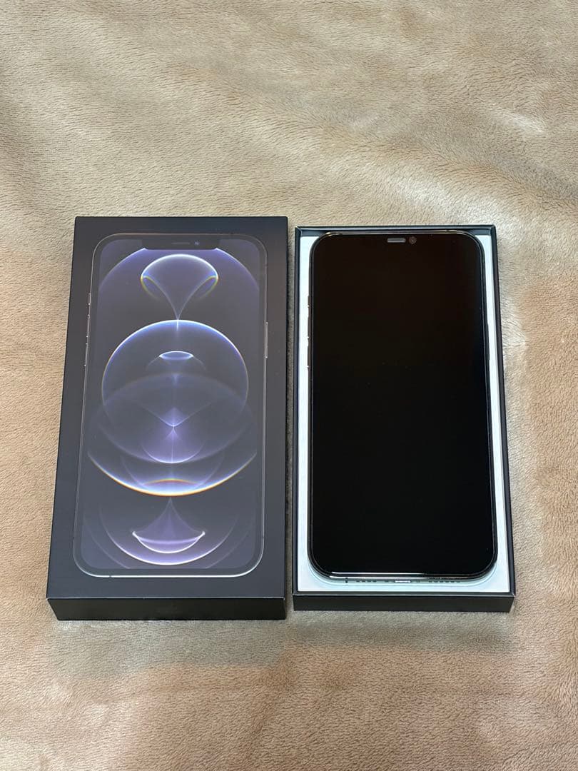 iPhone 12 Pro Max グラファイト黒 SIMフリー ガラスフィルム