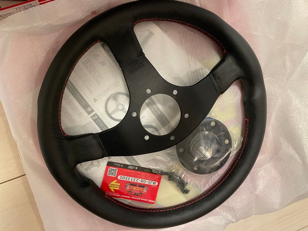 momo ステアリング チューナー 320mm