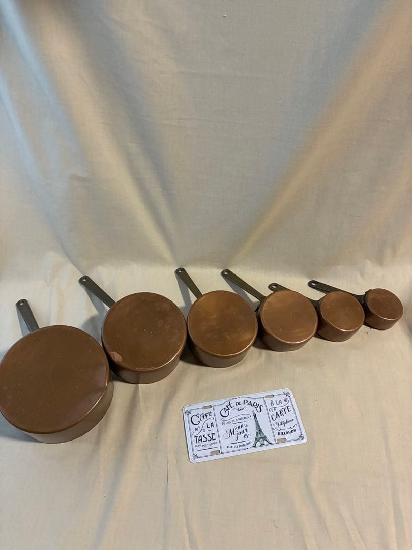 フランス アンティーク 壁掛け装飾に 軽い銅鍋6個セットコッパー 片手鍋 真鍮