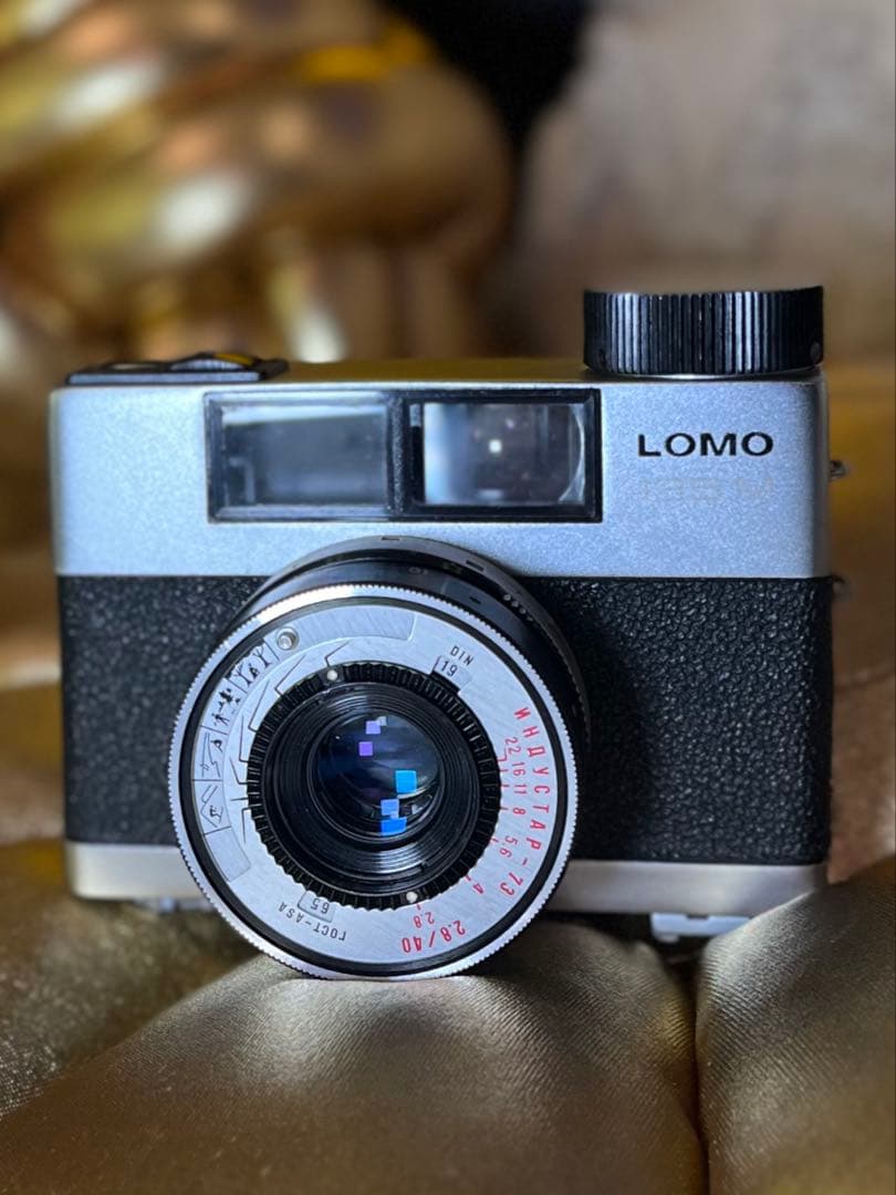 LOMO ゼンマイ式 INDUSTAR73 40mm f2.8 動作品