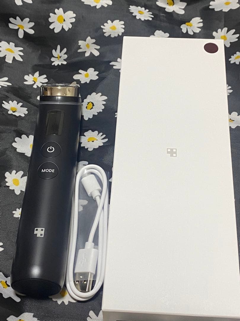 medicube AGE-R ブースタープロ 新品　ブラック