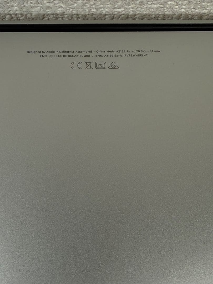 MacBook本体 Apple MacBook Pro 13 2019 i5/8GB/120Gb