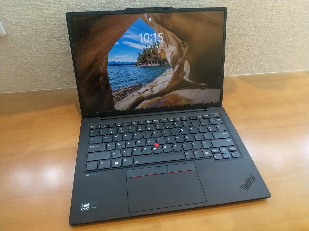 ThinkPad X1 Carbon Gen 12、英語配列キーボード