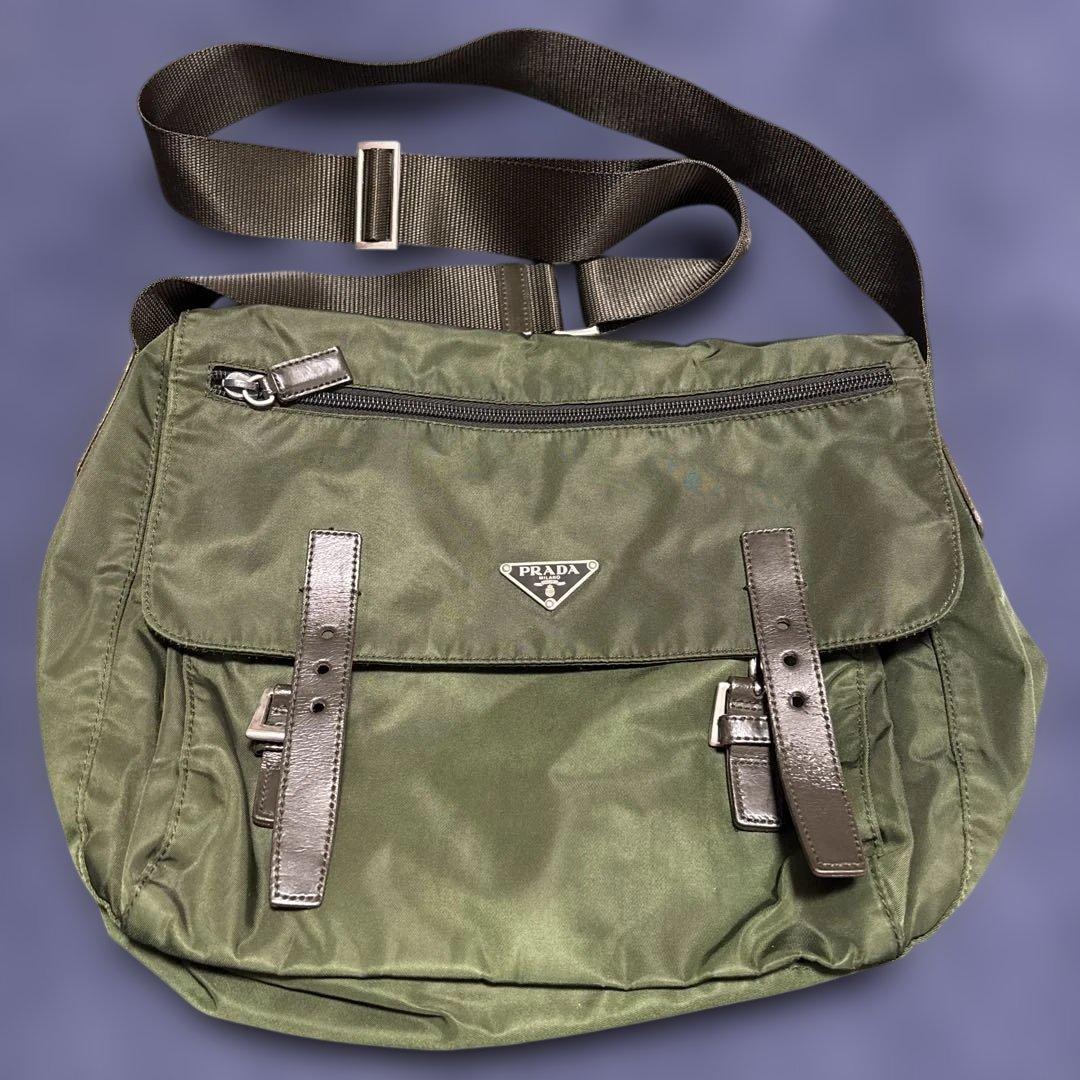 PRADA プラダメッセンジャーバッグショルダーバッグ　ユニセックス