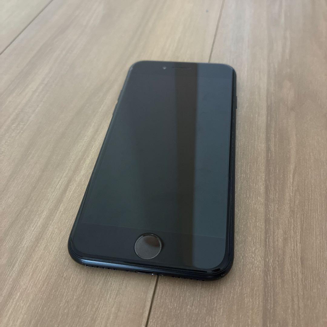 iPhoneSE2 本体　64GB