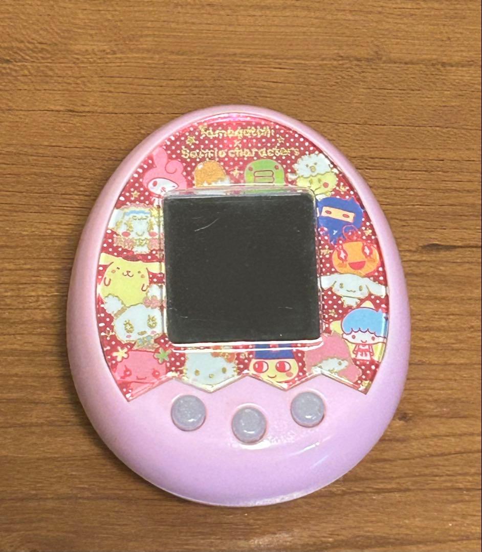 たまごっちみくす　サンリオコラボ　トイザらス限定　ピンク