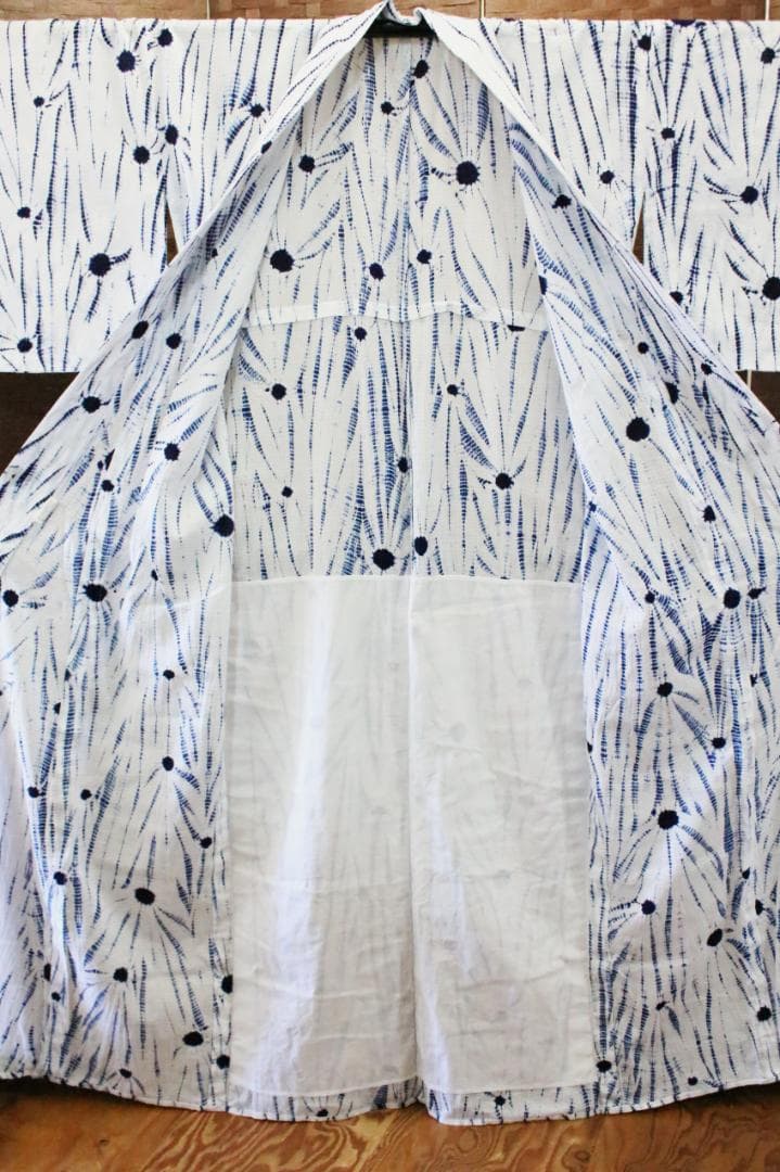 【有松絞り】【浴衣】【白地に藍】【肩身丈161/裄69】白地に藍の杢目絞り浴衣