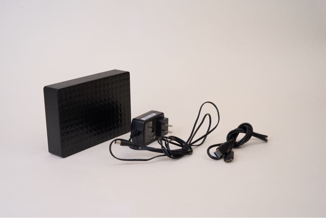 外付けハードディスク・ドライブ SEAGATE Expansion Desktop Drive 4TB