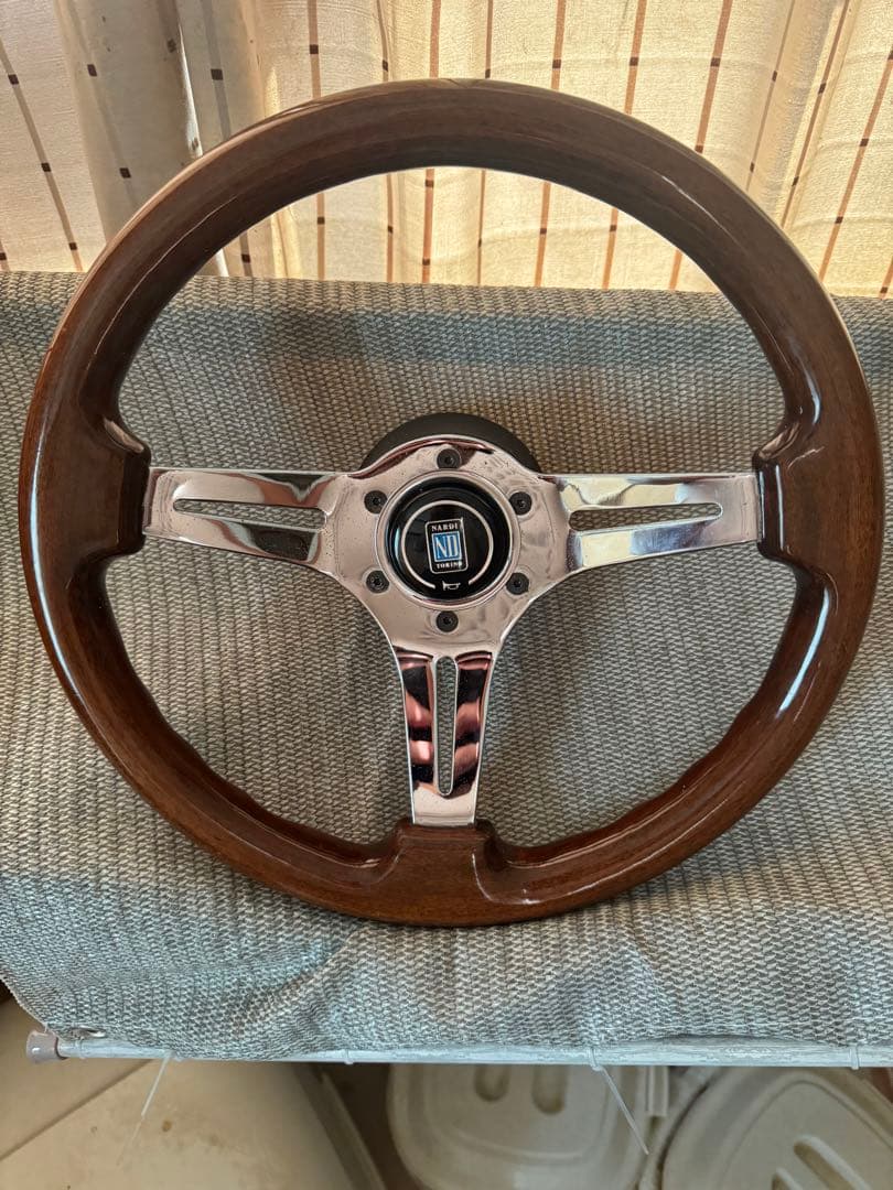 ナルディタイプ　ウッドとメタルの3スポークステアリング330mm 送料無料