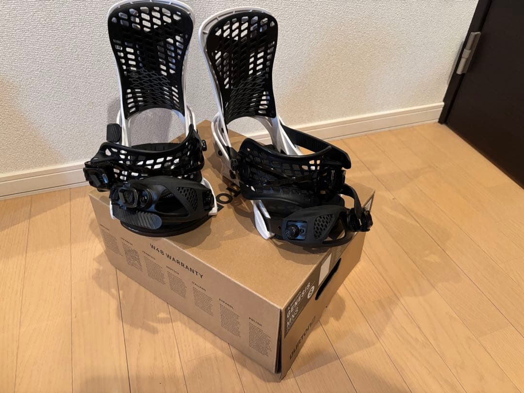 Burton Genesis ビンディング Sサイズ ホワイト/ブラック